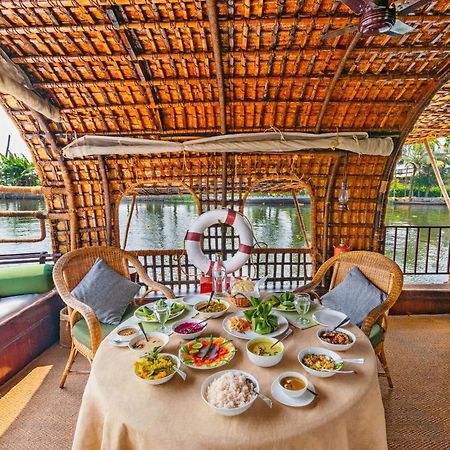 Spice Coast Cruises - Houseboat, A Cgh Earth Experience Hotel Alappuzha ภายนอก รูปภาพ