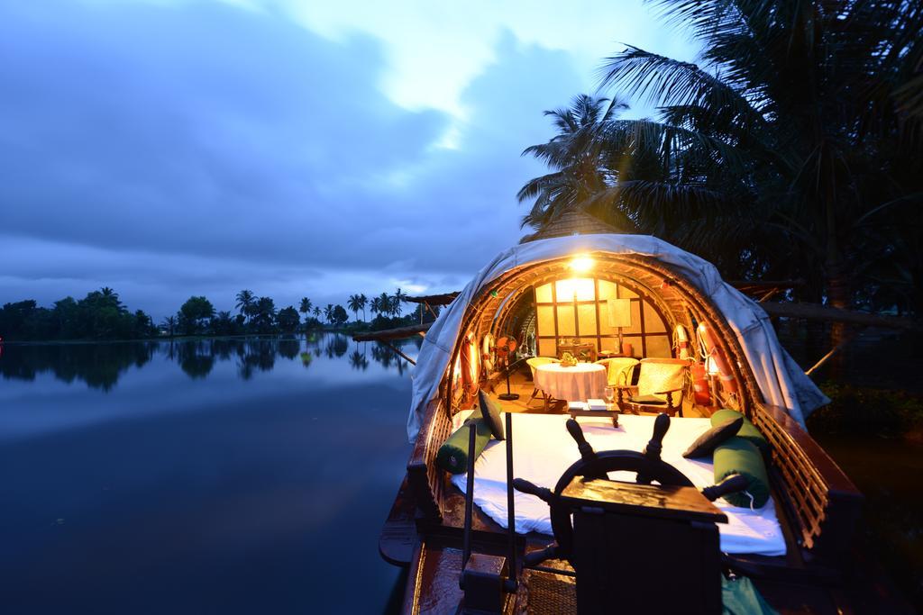 Spice Coast Cruises - Houseboat, A Cgh Earth Experience Hotel Alappuzha ภายนอก รูปภาพ