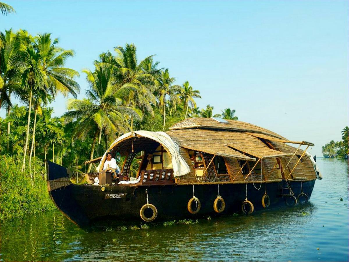 Spice Coast Cruises - Houseboat, A Cgh Earth Experience Hotel Alappuzha ภายนอก รูปภาพ