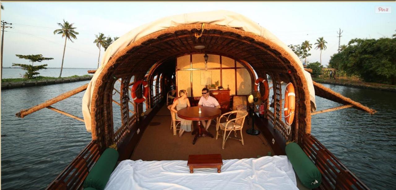 Spice Coast Cruises - Houseboat, A Cgh Earth Experience Hotel Alappuzha ภายนอก รูปภาพ